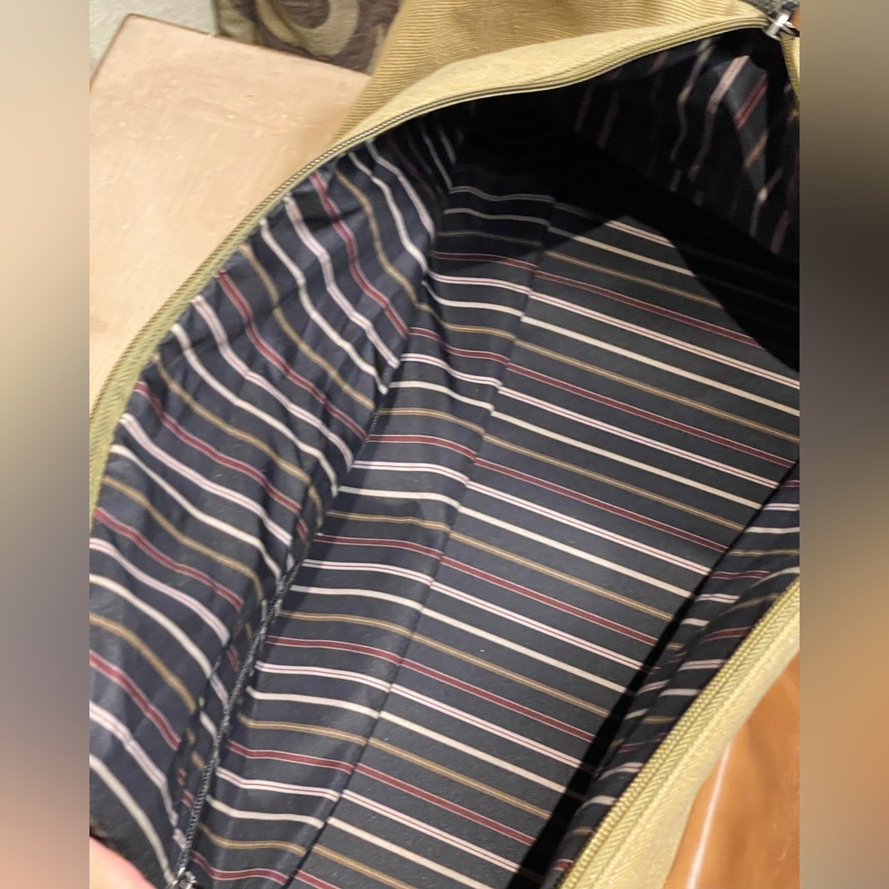 Cutter & Buck duffle - Picture 11 of 14